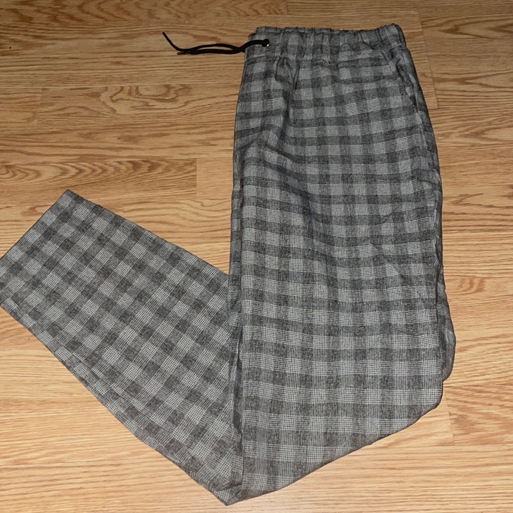 NWT Mens Grey Checkered Drawstring Pants